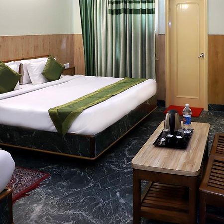 Oyo 22075 Hotel Bali Palace Katra  Dış mekan fotoğraf