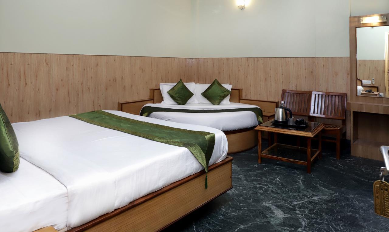 Oyo 22075 Hotel Bali Palace Katra  Dış mekan fotoğraf