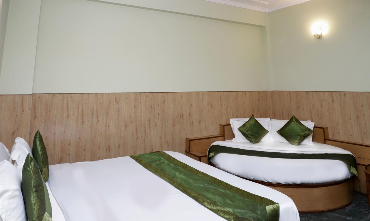 Oyo 22075 Hotel Bali Palace Katra  Dış mekan fotoğraf