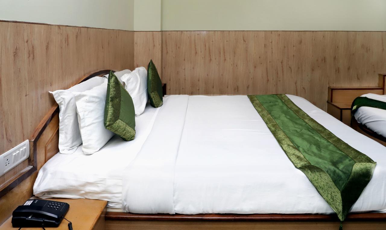 Oyo 22075 Hotel Bali Palace Katra  Dış mekan fotoğraf