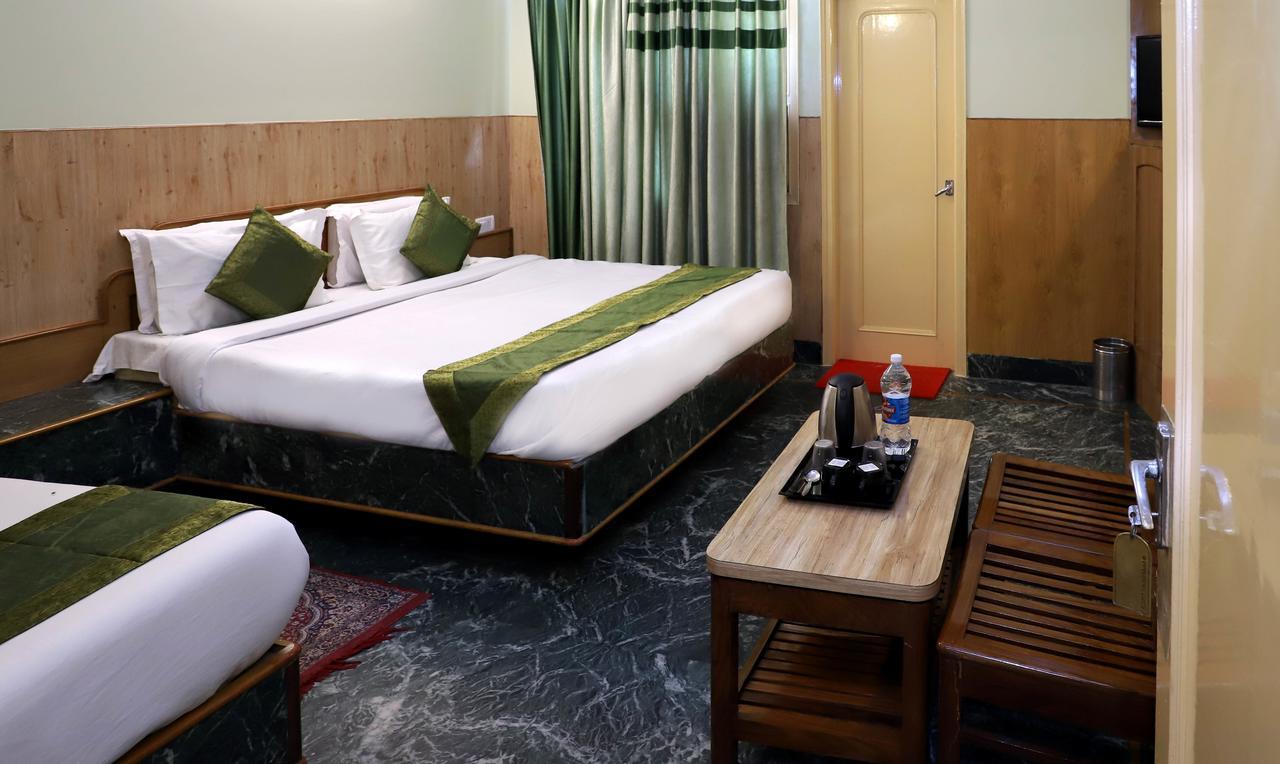 Oyo 22075 Hotel Bali Palace Katra  Dış mekan fotoğraf